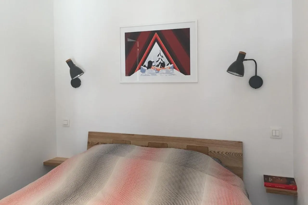Modern Flat In The Heart Of Chamonixアパートメント アパート